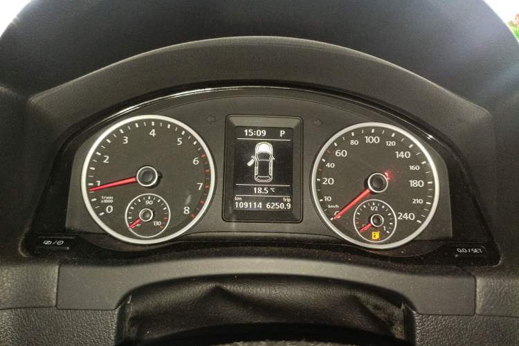 Used Volkswagen Tiguan 2016 280TSI Automatic Two-Wheel-Drive Silk Road Style Edition