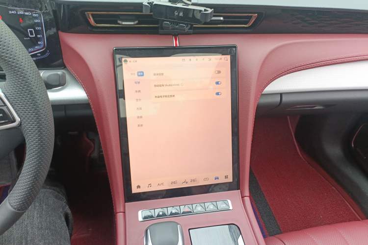 Used Hongqi H5 2024 1.5T DCT Smart Connect Flagship Edition Audio And AC Panel