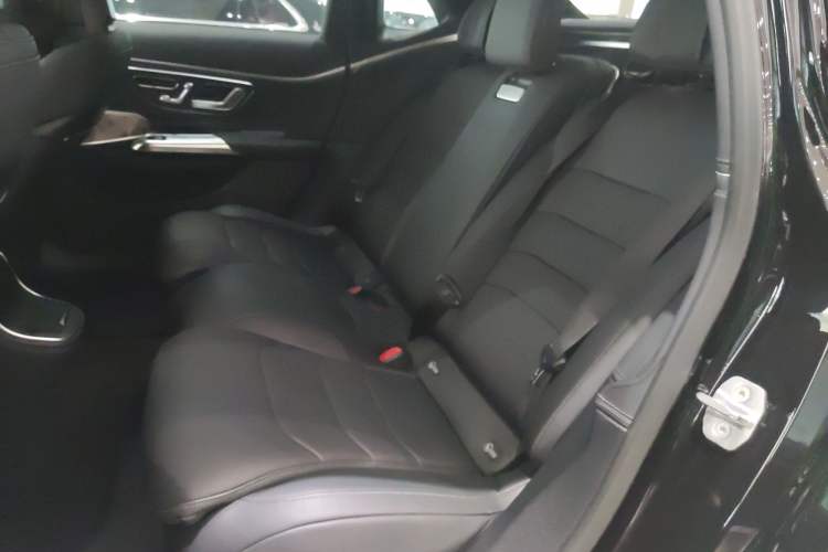 Used Mercedes-Benz E-Class 2024 E 300 L Luxury Sport Model