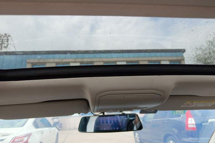 Used Volkswagen Bora 2018 1.5L Automatic Comfort Model Headliner