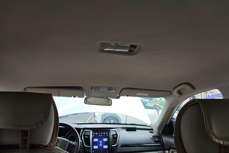 Used Dongfeng Aeolus A60 2016 1.6L Automatic Luxury Model
