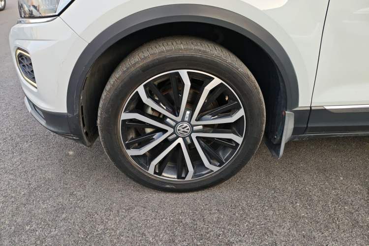 Used Volkswagen T-ROC 2020 280TSI DSG Two-Wheel Drive Comfort Version
