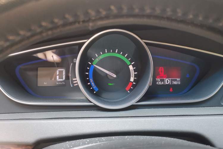 Used Roewe e550 2014 Flagship Edition
