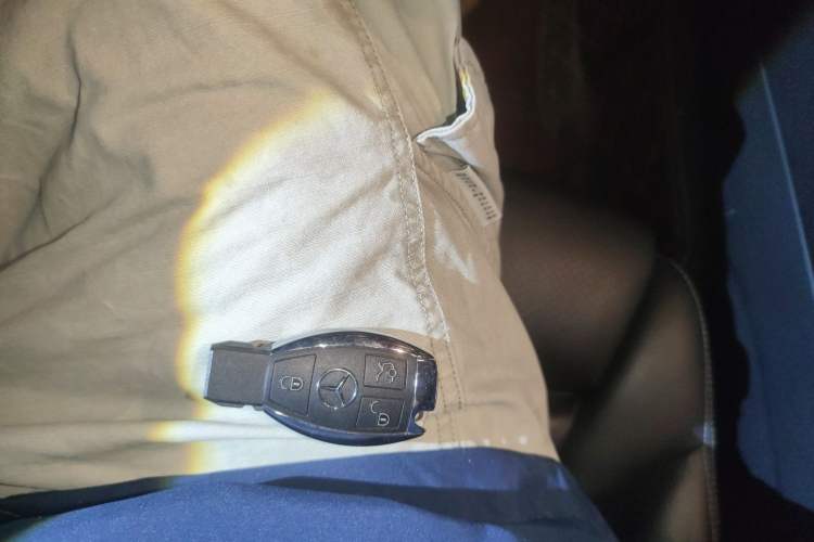 Used Mercedes-Benz GLC 2019 GLC 300 L 4MATIC Dynamic Model Vehicle Key