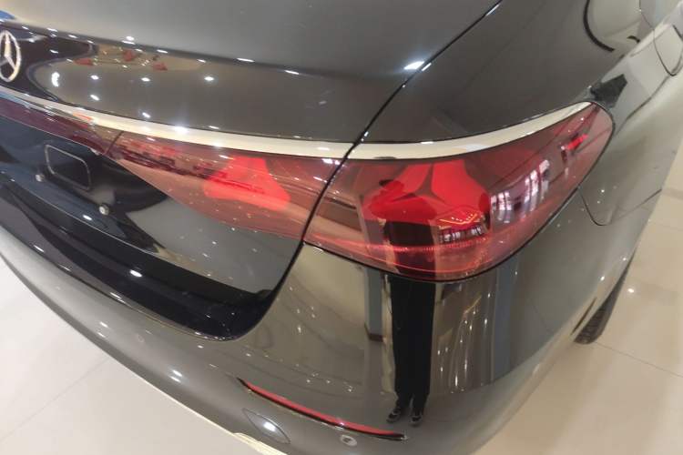 Used Mercedes-Benz E-Class 2025 Facelift E 300 L Luxury Edition