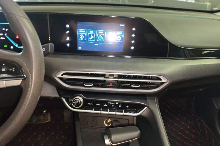 Used Changan Eado 2022 PLUS 1.6L GDI CVT Elite Model
