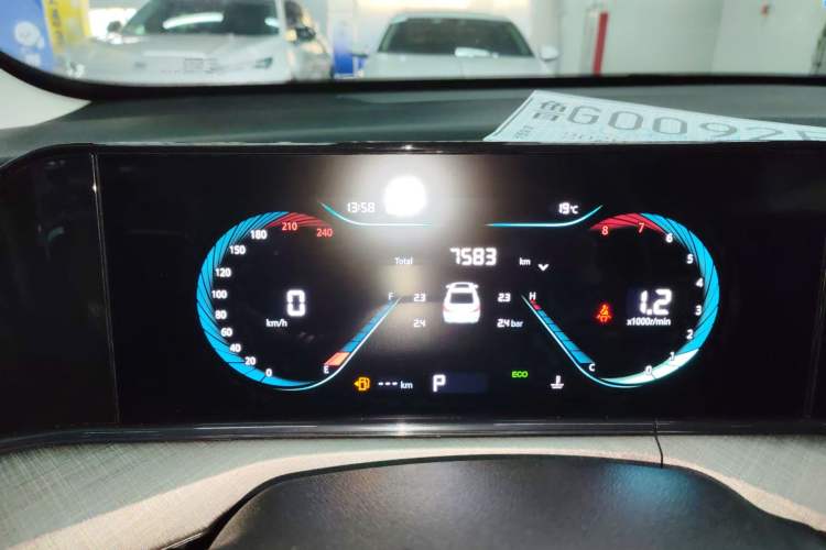 Used CHANGAN Eado 2024 PLUS Blue Whale NE 1.4T GDI DCT High-Energy Edition
