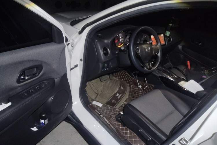 Used Honda XR-V 2021 1.5L CVT Comfort Version Interior 3