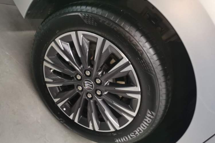 Used Buick GL8 2025 Lu Zun Smart Enjoyment Edition