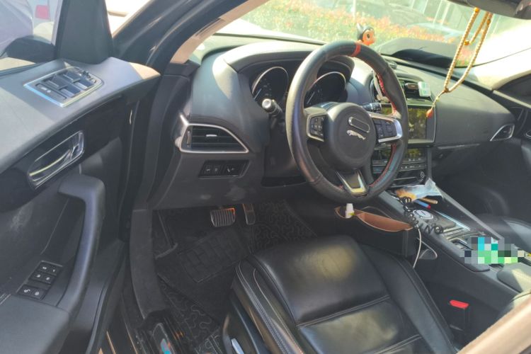 Used Jaguar F-PACE 2019 2.0T Four-Wheel Drive Urban Luxury Edition
