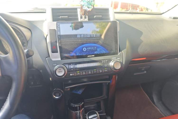 Used Toyota Prado 2014 2.7L Automatic Standard Edition Audio And AC Panel