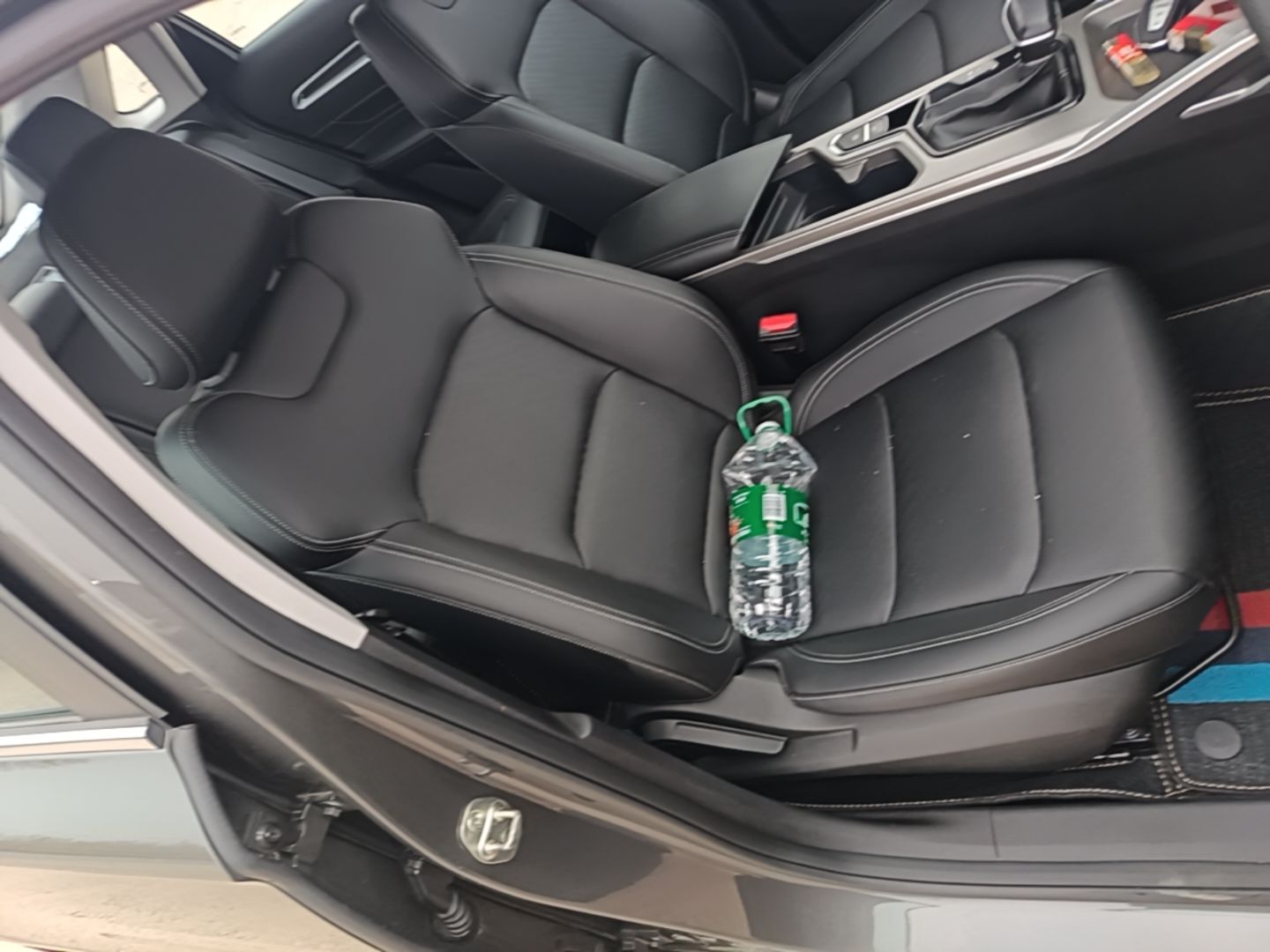Geely Auto Emgrand 2023 4th Generation Champion Edition 1.5L CVT Prestige Model — снимка 19