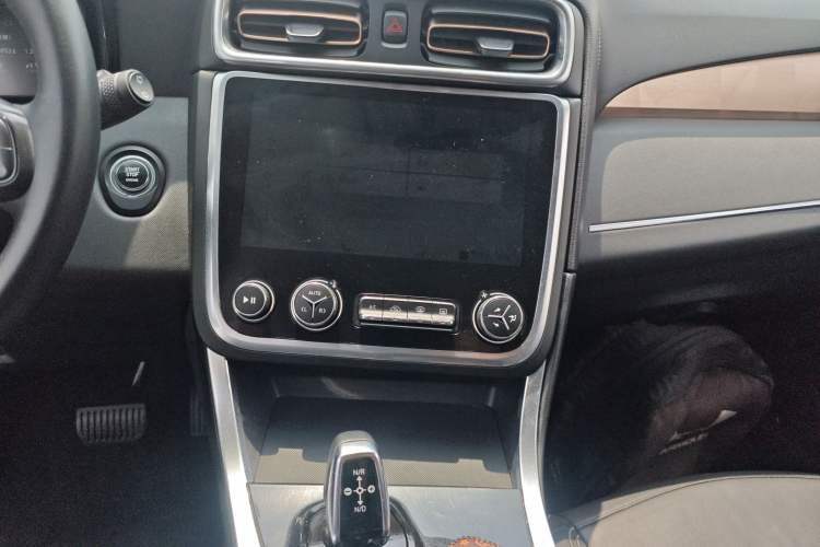 Used Lynk & Co 01 2017 2.0T Two-Wheel-Drive Version
