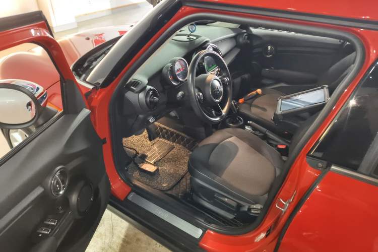 Used MINI MINI 2018 1.5T ONE Five-Door Edition