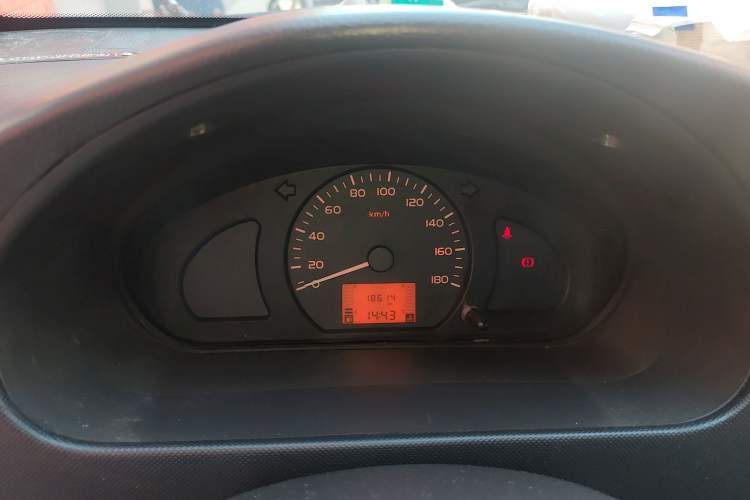 Used Wuling Rongguang Small Truck 2019 1.5L Base Version Double-Cab Euro VI L3C Instrument Cluster