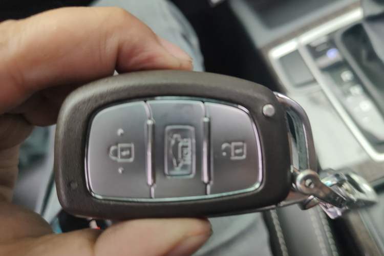 Used Hyundai Mistra 2016 1.6T Automatic Smart GLS