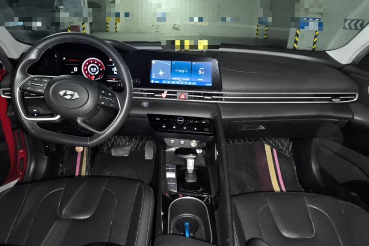 Used Hyundai Elantra 2021 1.5L CVT LUX Prestige Edition
