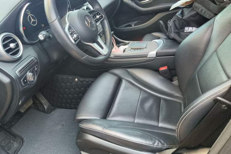 Used Mercedes-Benz GLC 2020 Facelift GLC 260 L 4MATIC Luxury Edition
