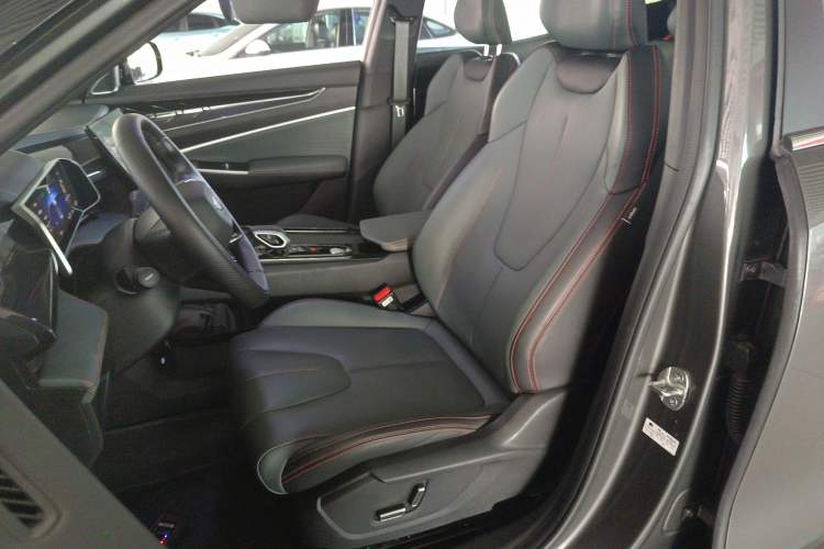 Used Geely Auto Emgrand X7 Sport 2024 1.5TD Smart Connect+ Left Front Seat