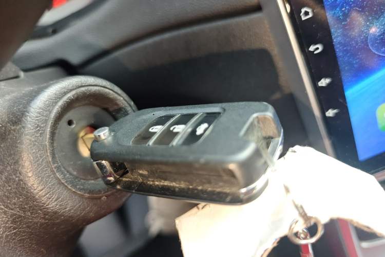 Used Peugeot 307 2012 Hatchback 1.6L Automatic Comfort Edition
