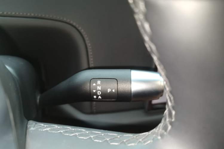 Used Li Auto L8 2025 Max Smart Refresh Edition
