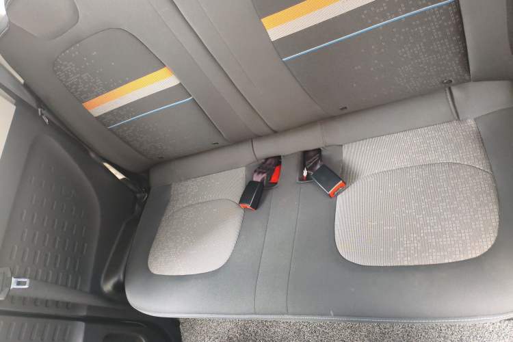 Used Wuling Hongguang MINIEV 2020 Enjoyment Model Lithium Iron Phosphate Left Rear Seat