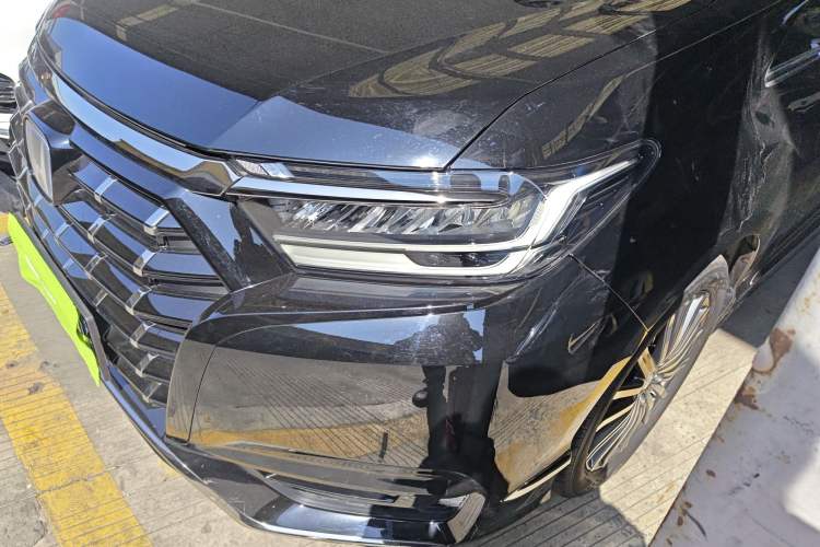 Used Honda Elysion 2022 2.0L eHEV Luxury Edition
