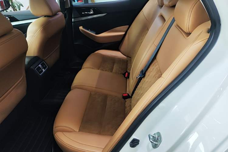 Used Nissan Maxima 2016 2.5L XV Ultimate Edition
