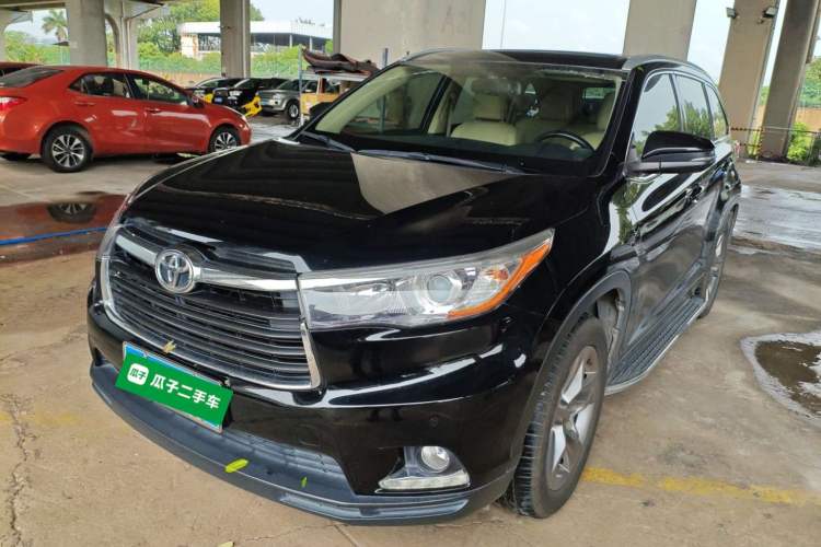 Used Toyota Highlander 2015 2.0T Two-Wheel Drive Luxury Edition 7 Seats