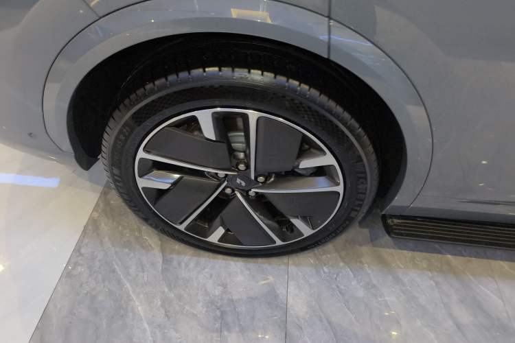 Used Li Auto L7 2025 Ultra Smart Refreshed Edition
