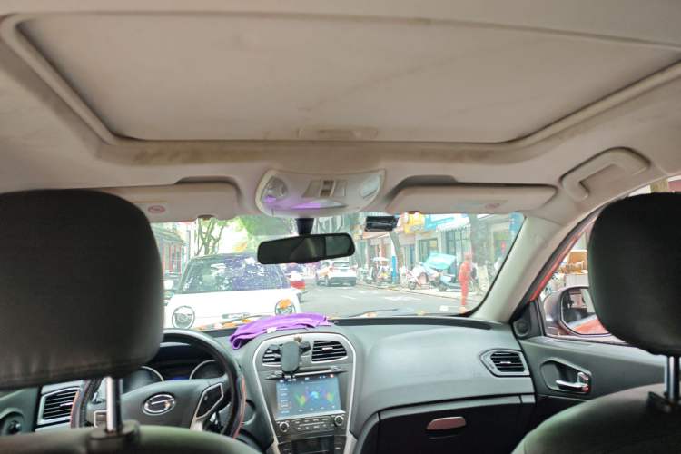 Used GAC Trumpchi GS5 2012 2.0L Automatic Two-Wheel Drive Elite Edition Headliner