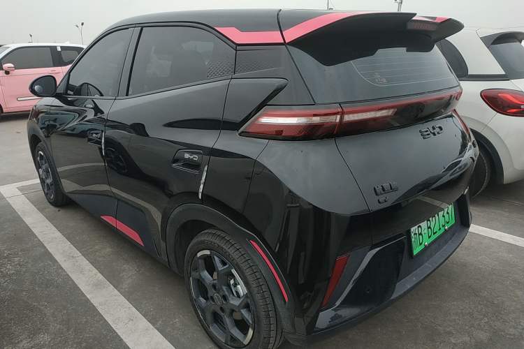 Used BYD Seagull 2025 Model Smart Drive Version 405km Free-Spirited Version
