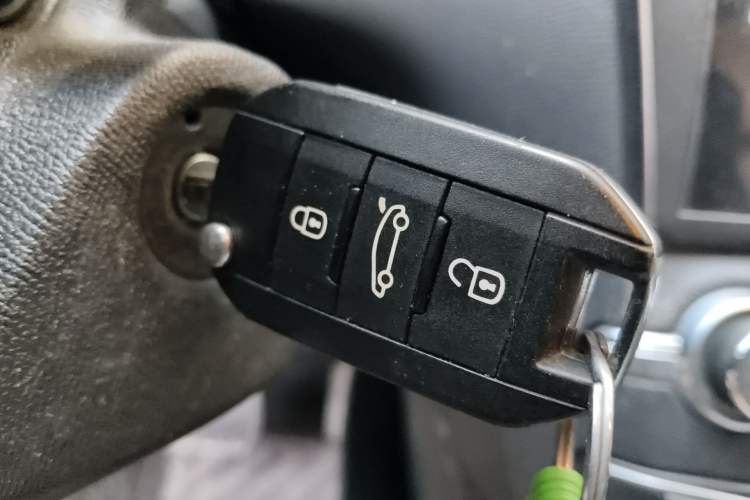 Used Peugeot 408 2014 1.8L Automatic Luxury Edition
