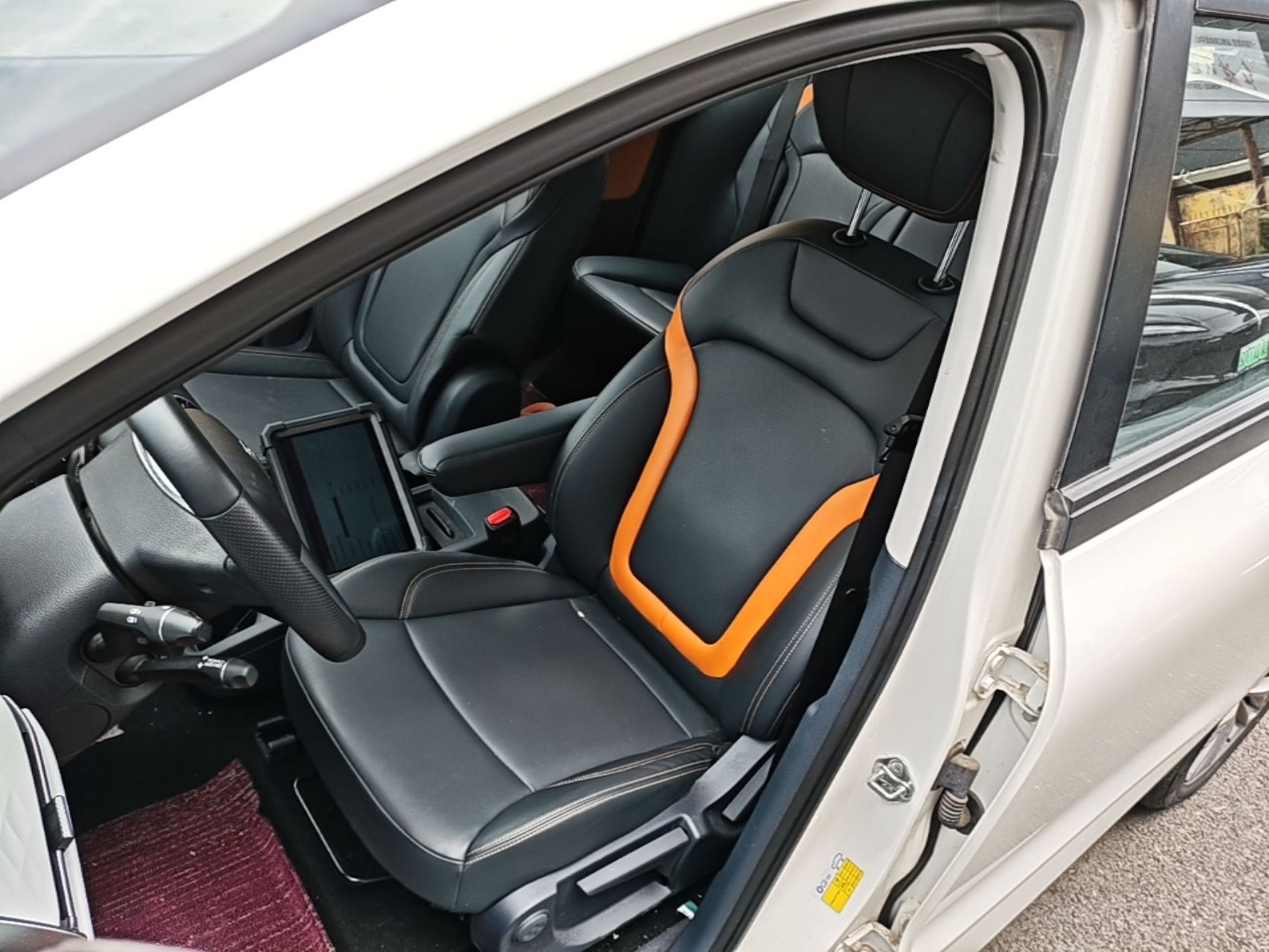 Avant de la voiture