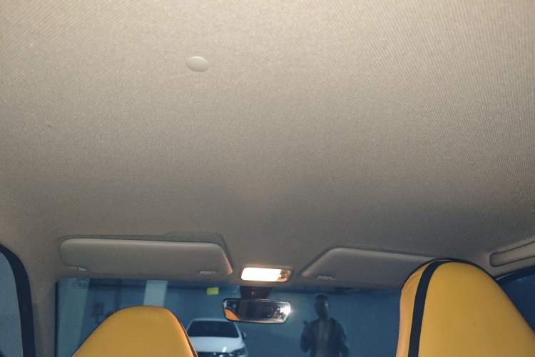 Used Wuling Hongguang MINIEV 2022 Zizai Version Lithium Iron Phosphate Headliner