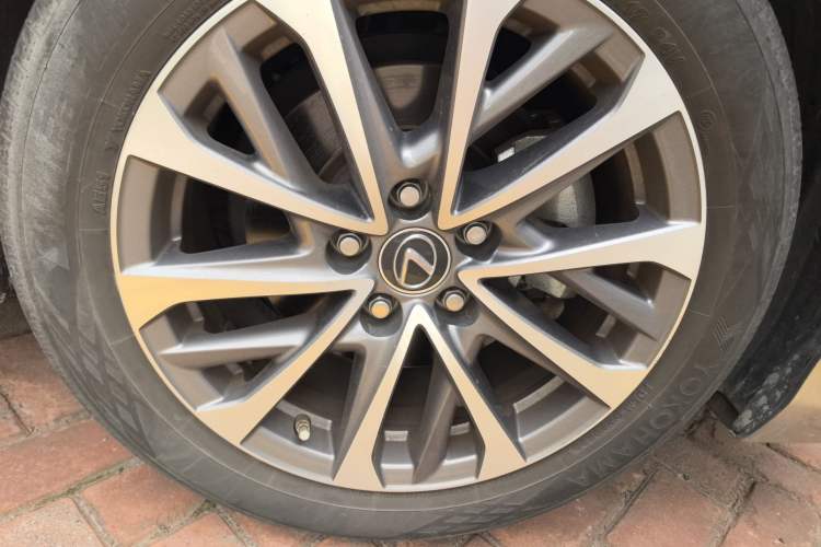 Used Lexus ES 2022 200 Excellence Edition
