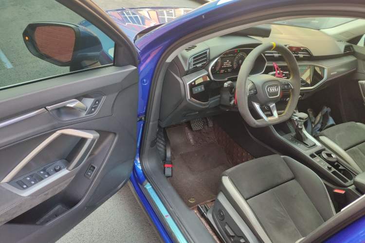 Used Audi Q3 2022 35 TFSI Fashion Dynamic Model