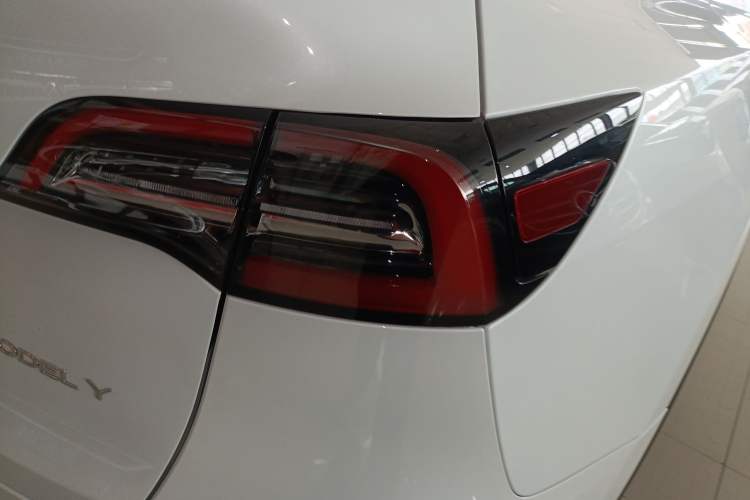 Used Tesla Model Y 2024 Rear-Wheel-Drive Version