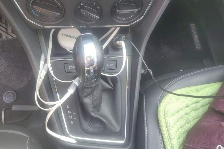 Used Volkswagen Gran Lavida 2015 1.6L Automatic Comfort Edition
