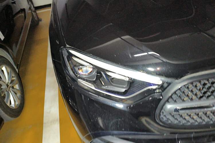 Used Mercedes-Benz GLC 2023 GLC 300 L 4MATIC Luxury 7-Seater Right Front Headlight