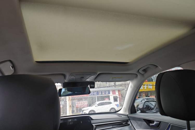 Used Hongqi HS5 2023 2.0T Qixiang Pro Edition Headliner