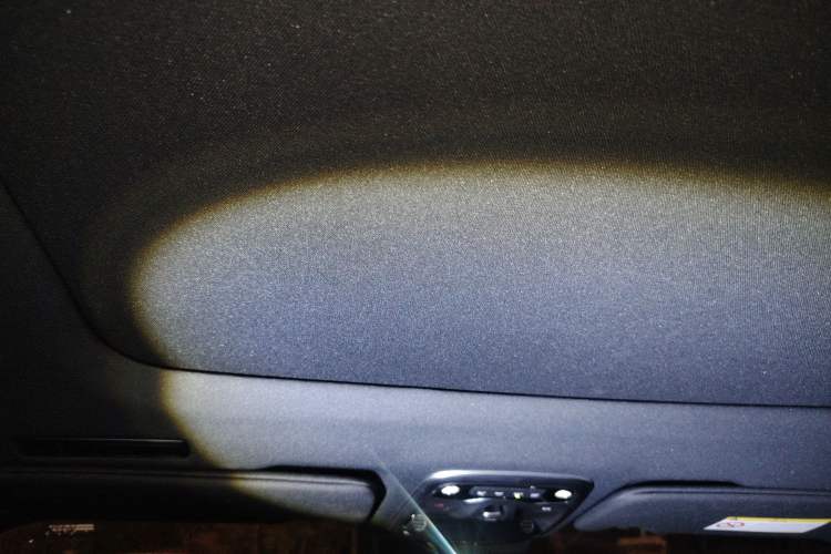 Used Lynk & Co 03 2021 2.0TD Automatic Trendy Champion Edition Headliner