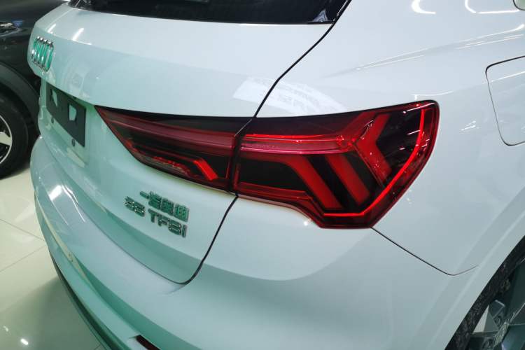 Used Audi Q3 2020 35 TFSI Fashion Dynamic Model