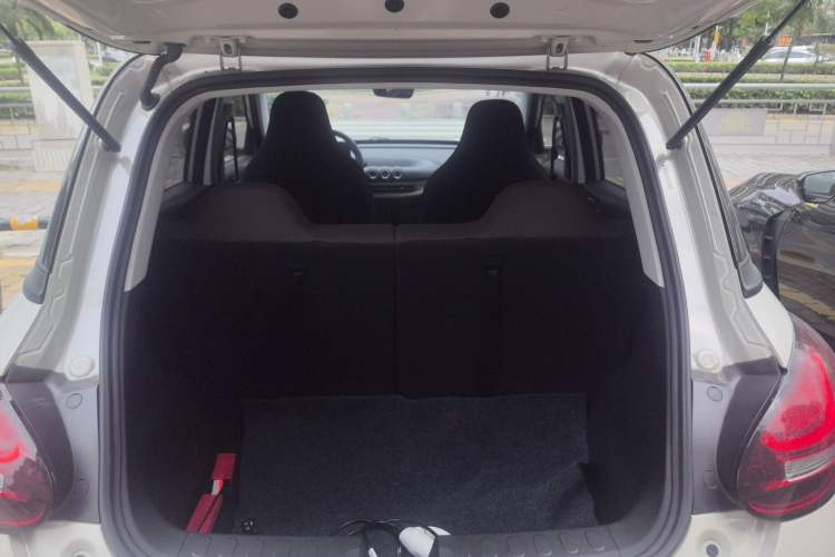 Used Wuling Bingo 2024 203km Light Edition Trunk