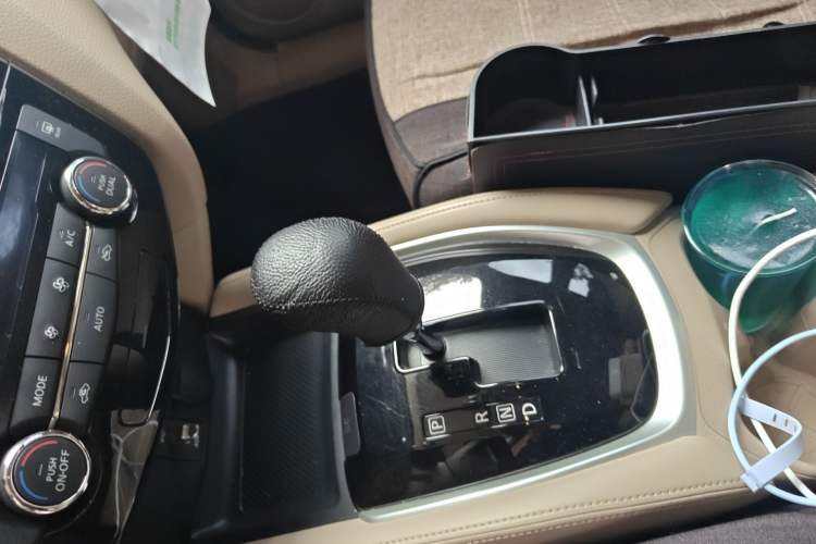 Used Nissan X-Trail 2015 2.0L CVT Comfort MAX Edition 2WD
