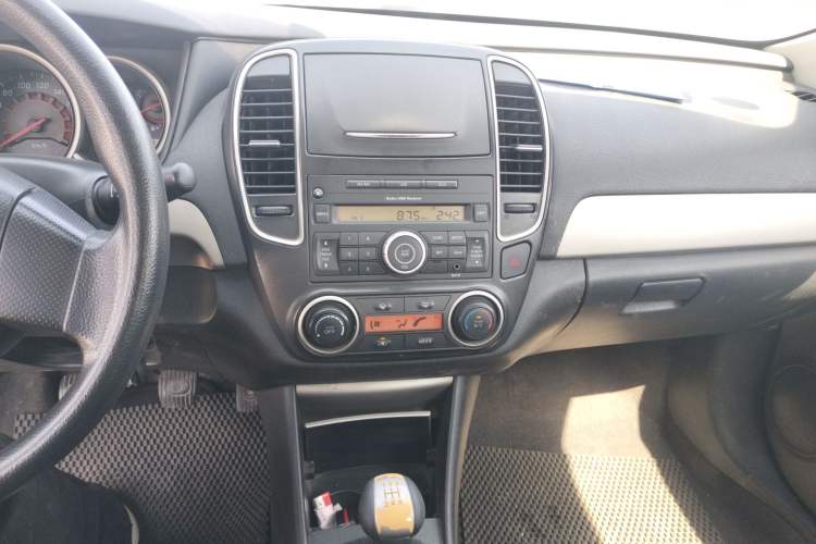 Used Nissan Sylphy 2016 Classic 1.6XE Manual Comfort Edition