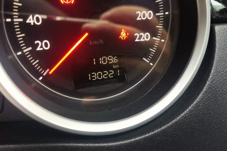 Used Peugeot 508 2015 1.6THP Automatic Zhiiyi Edition Odometer Close Up