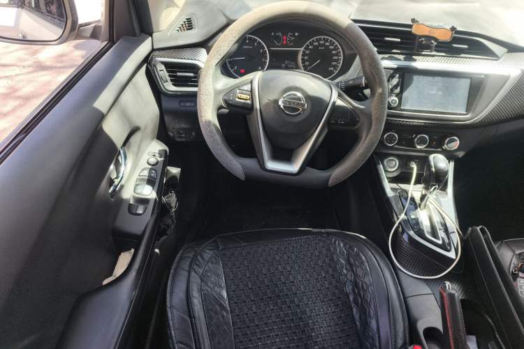 Used Nissan Lannia 2016 1.6L CVT Smart Cool Edition Steering Wheel