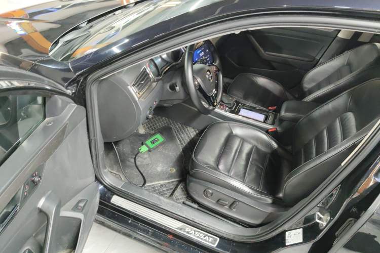 Used Volkswagen Passat 2017 280TSI DSG Luxury Edition