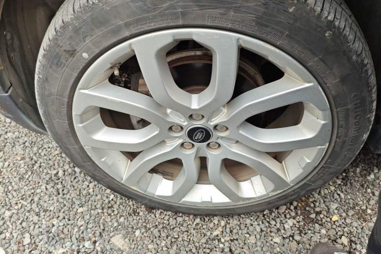 Used Land Rover Range Evoque 2013 2.2T 5-Door Diesel Edition Exterior 4